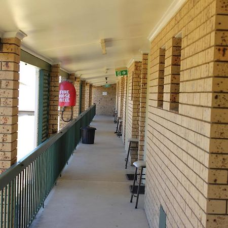 Sun Plaza Motel - Mackay Bagian luar foto