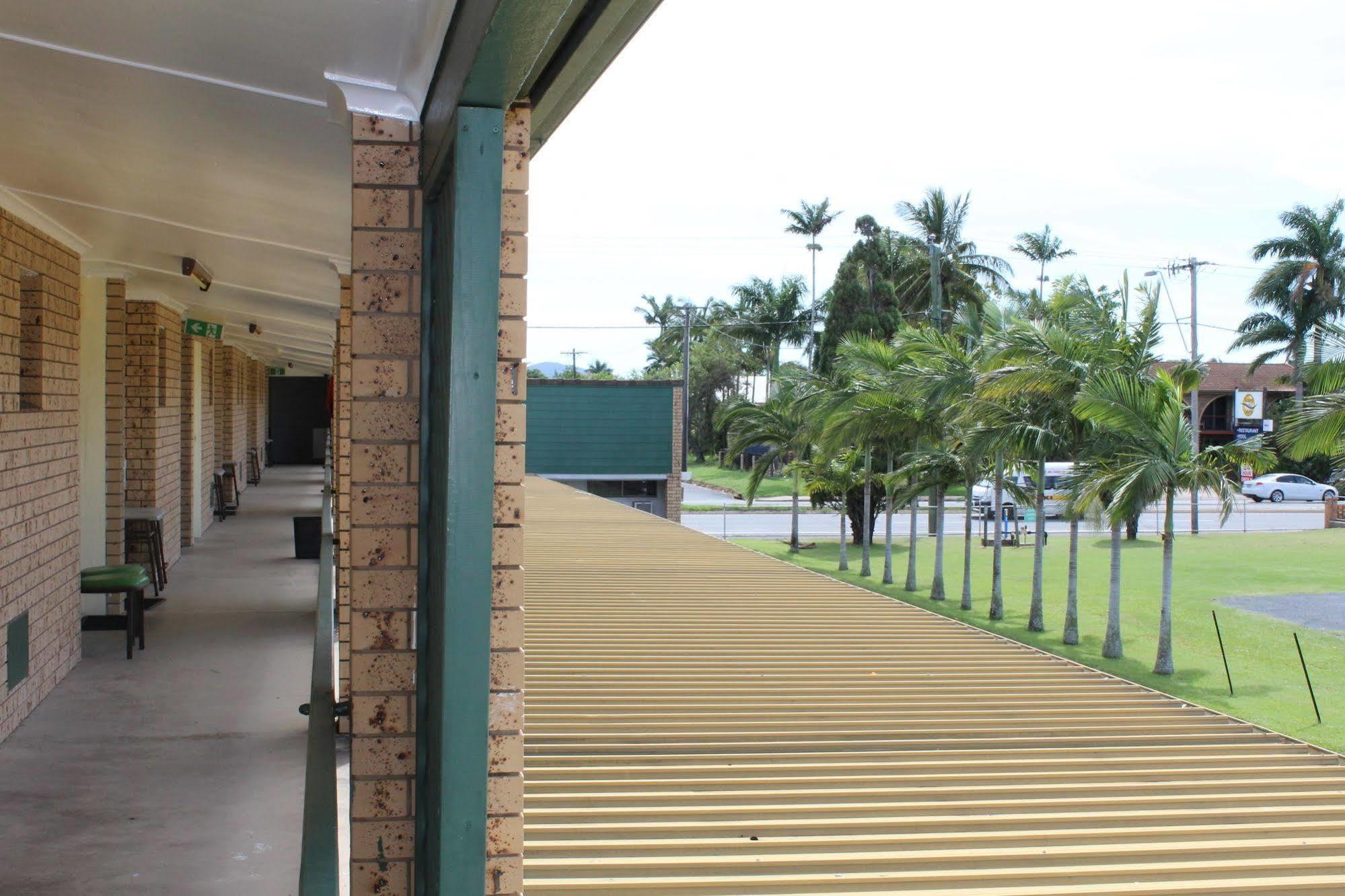 Sun Plaza Motel - Mackay Bagian luar foto